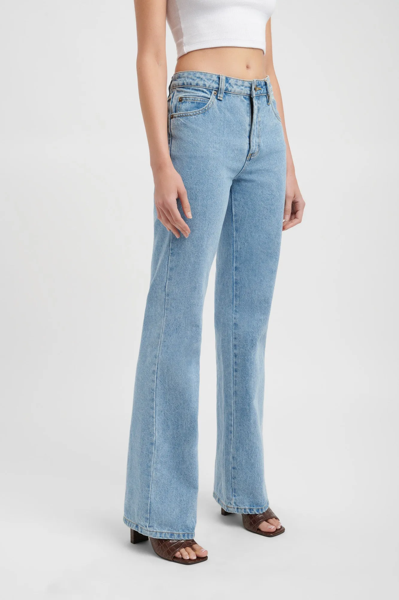 Carlen Low-Rise Jean