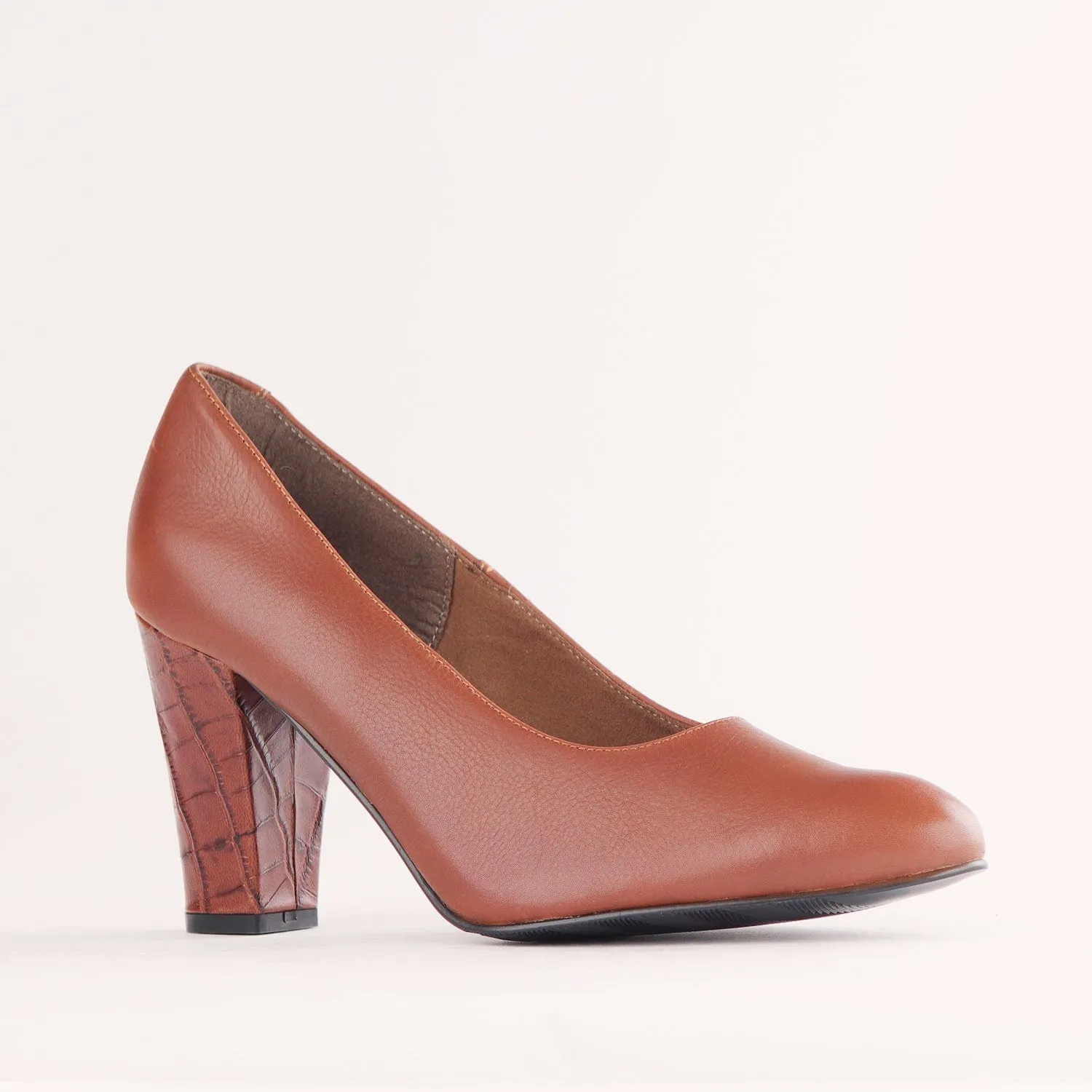 Pointed Court Shoes with Block High Heel in Chestnut - 12625